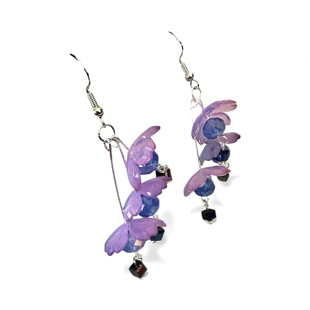 Fairy Earrings with Lucite Flowers and Crystals on 925
Stamped Hooks - Picture 6 of 7